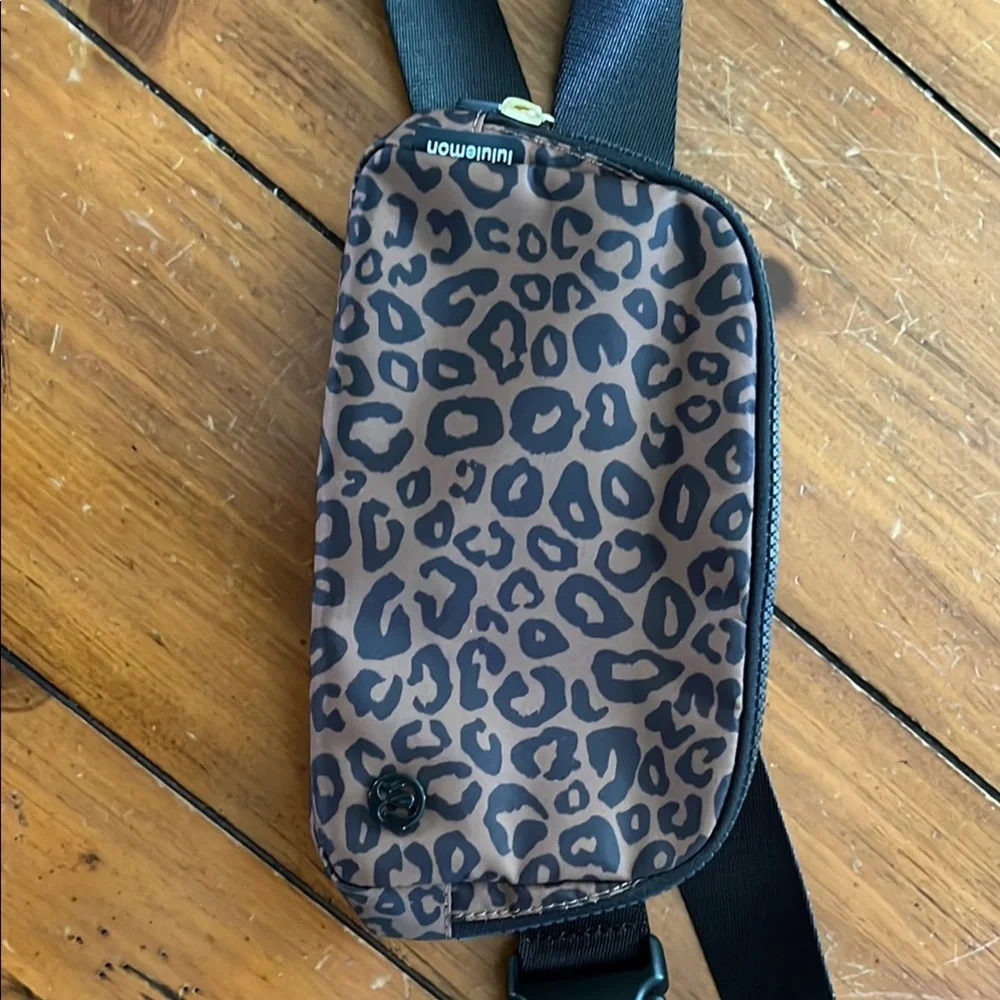 Lululemon Leopard Print Belt Bag - Brown 1L